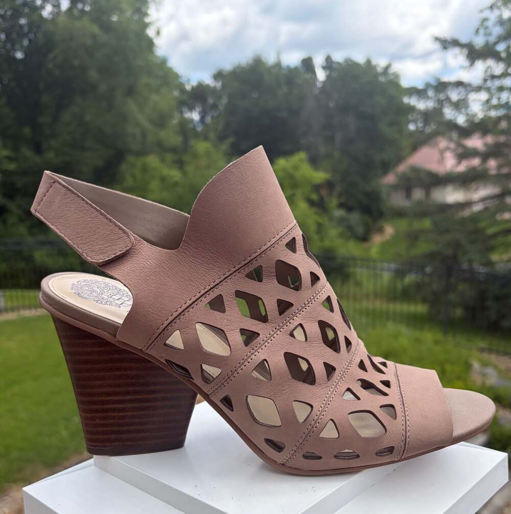 Vince Camuto Deverly Cutout Nubuck Slingback Heeled Sandals Taupe Size 11M